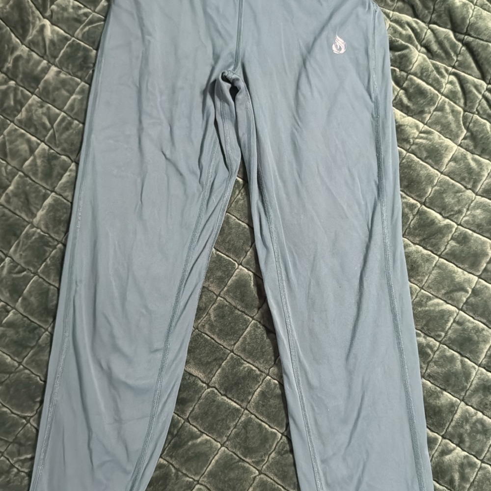 Teal blue/green women’s Ryderwear Athletic Leggings